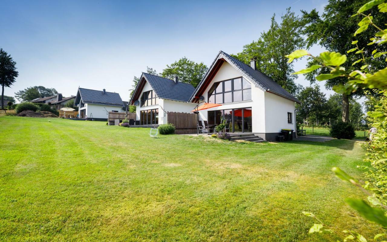 Graues Haus Villa Monschau Exterior photo